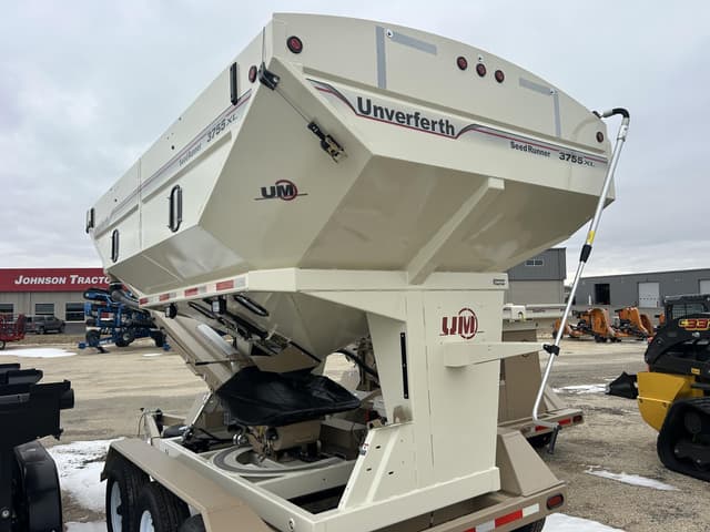 Image of Unverferth Seed Runner 3755XL equipment image 2