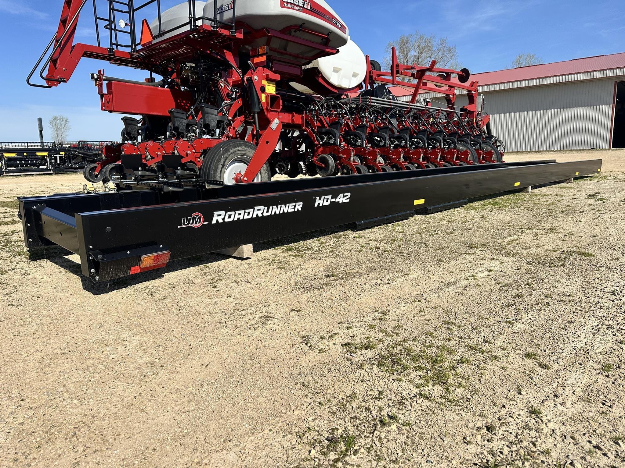 2026 Unverferth RoadRunner HD42 Equipment Image0