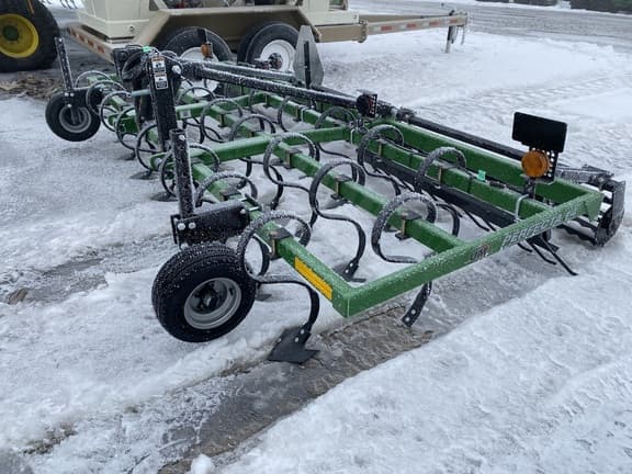 Image of Unverferth Perfecta equipment image 4