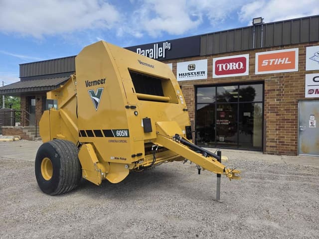 Image of Vermeer 605N Cornstalk Special equipment image 2