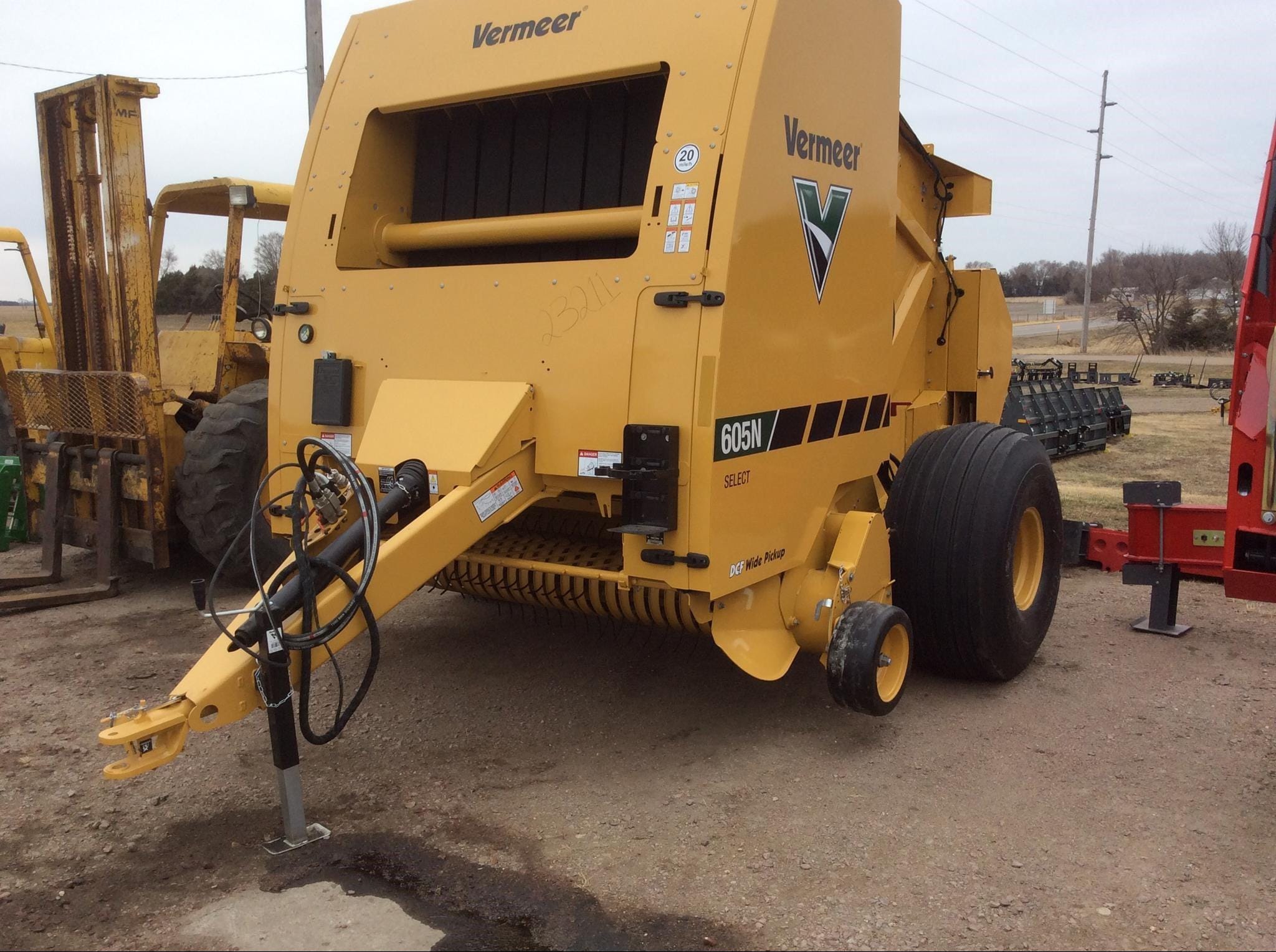 2026 Vermeer 605N Equipment Image0