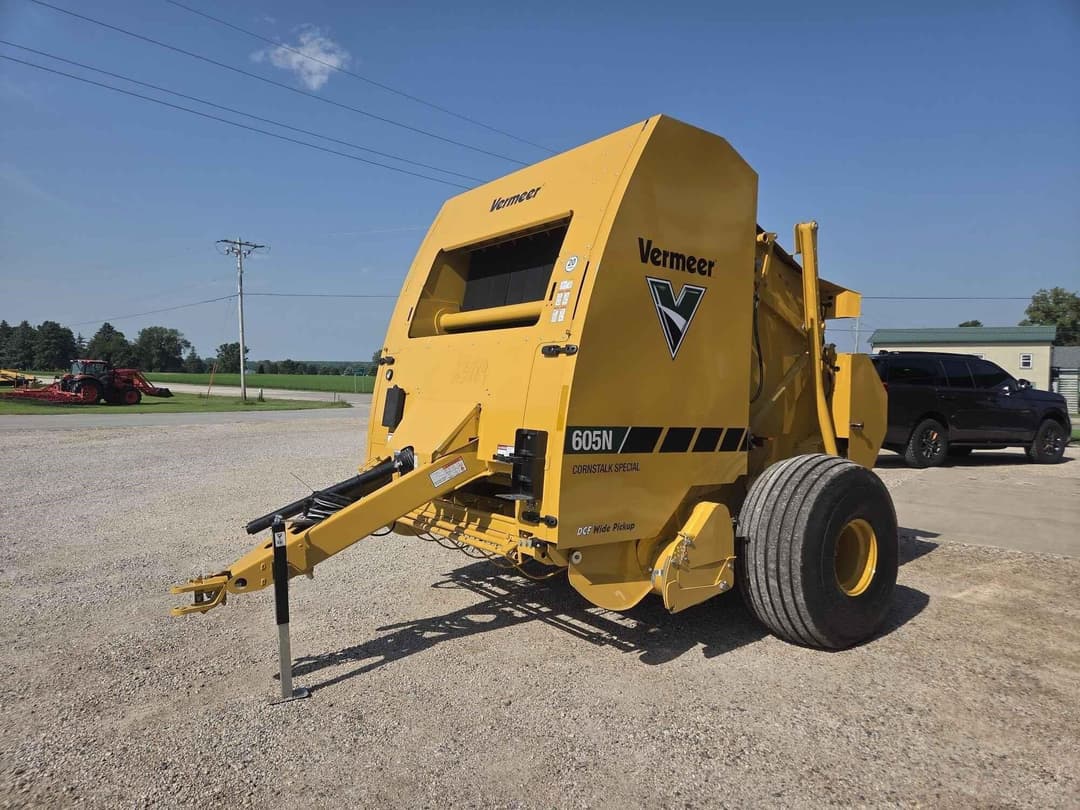 Image of Vermeer 605N Cornstalk Special Primary image
