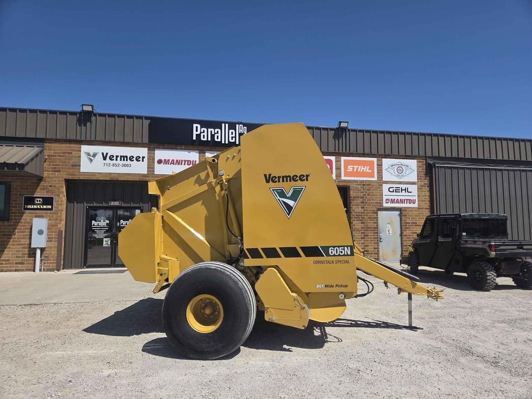 Image of Vermeer 605N Cornstalk Special Primary image