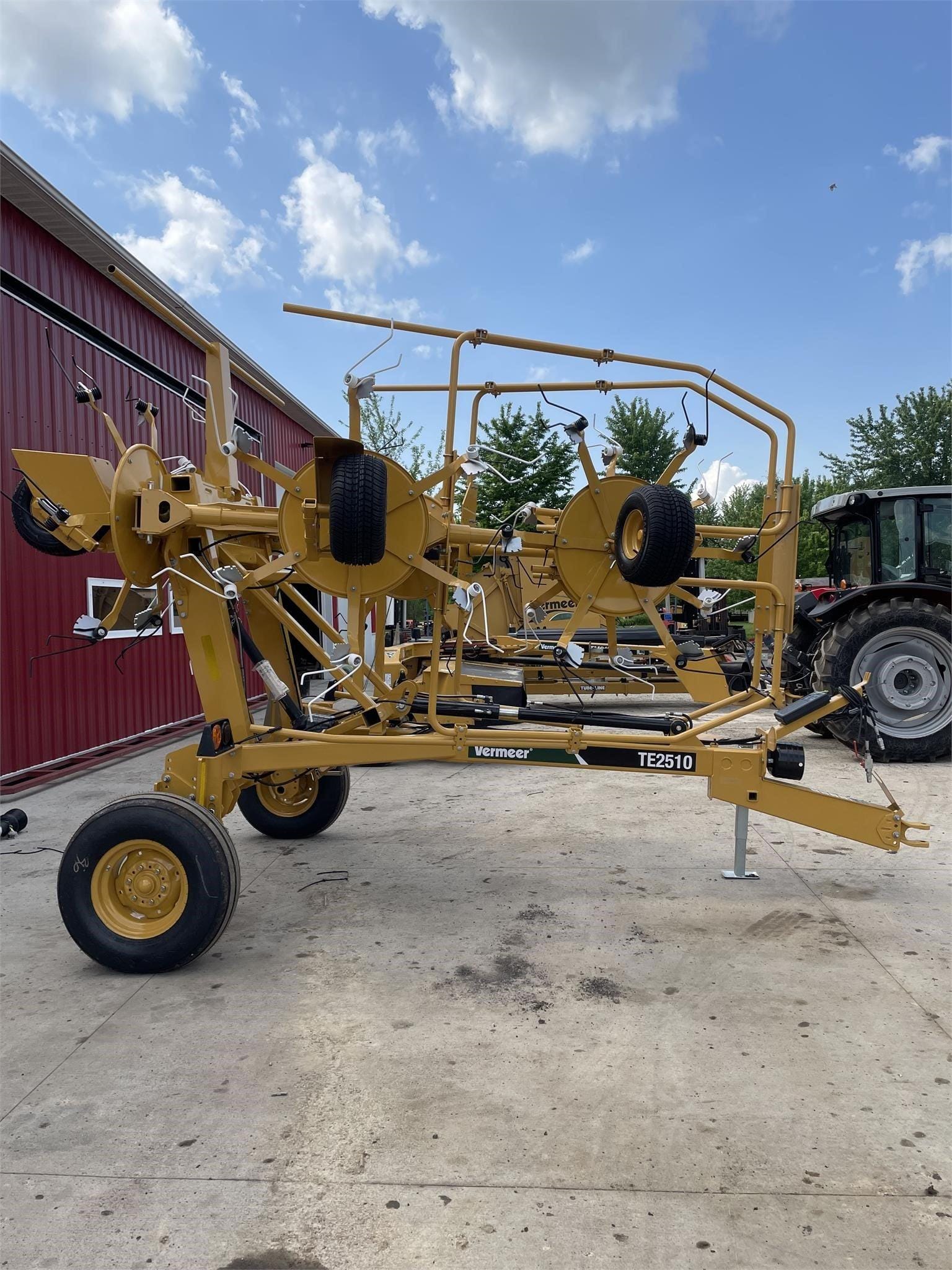 2026 Vermeer TE2510 Equipment Image0