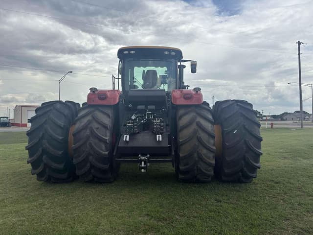 Image of Versatile 580 equipment image 3