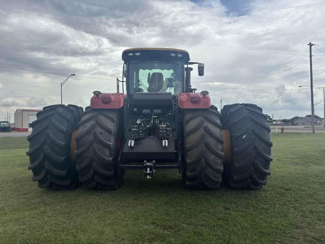 Image of Versatile 580 equipment image 3