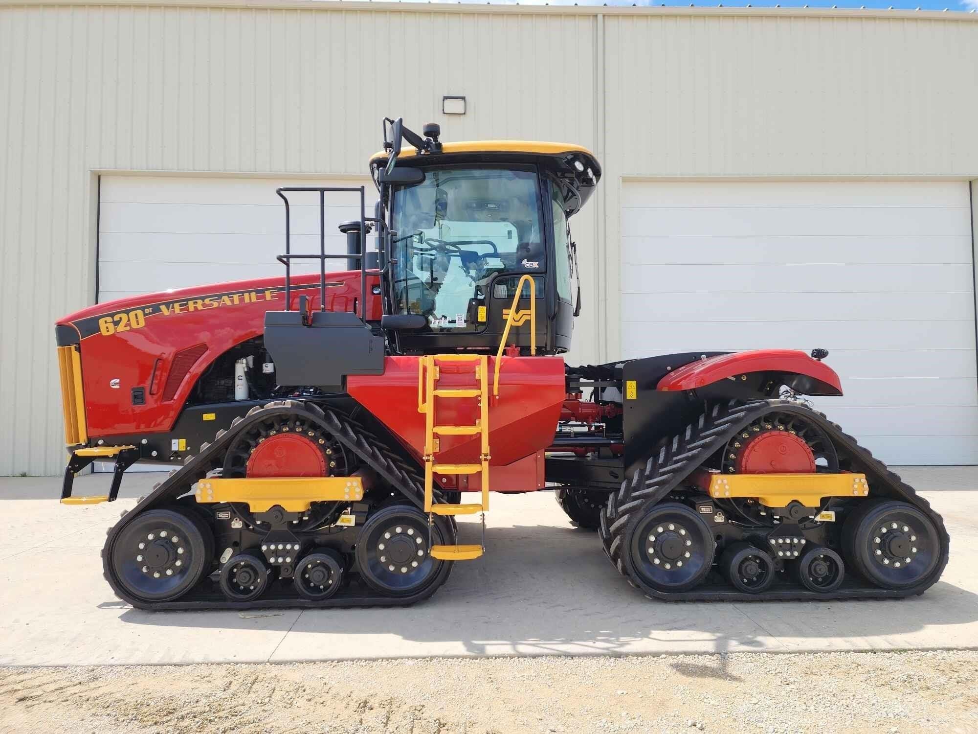 2026 Versatile 620DT Equipment Image0