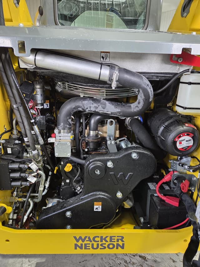 Image of Wacker Neuson ST27 equipment image 4