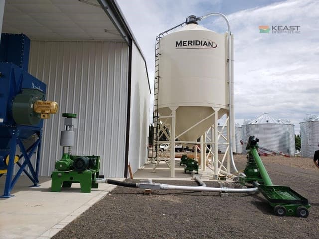 Image of Walinga Agri-Vac 510 equipment image 1