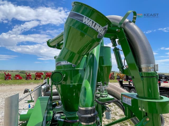 Image of Walinga Agri-Vac 7614 equipment image 2