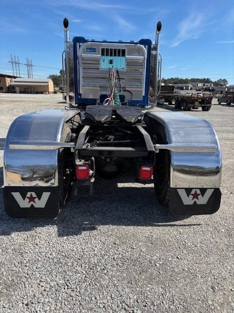 Image of Western Star 49X equipment image 4