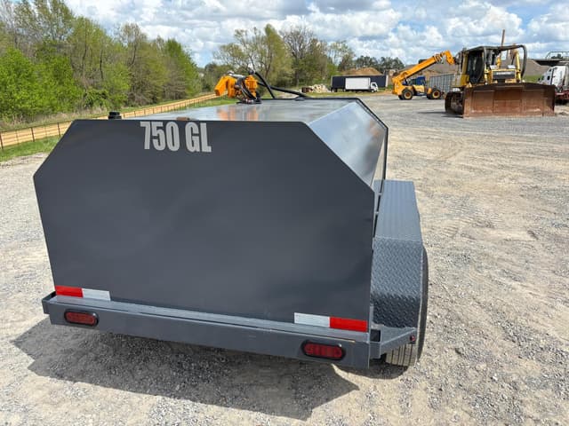 Image of X-STAR 750 Gallon equipment image 4