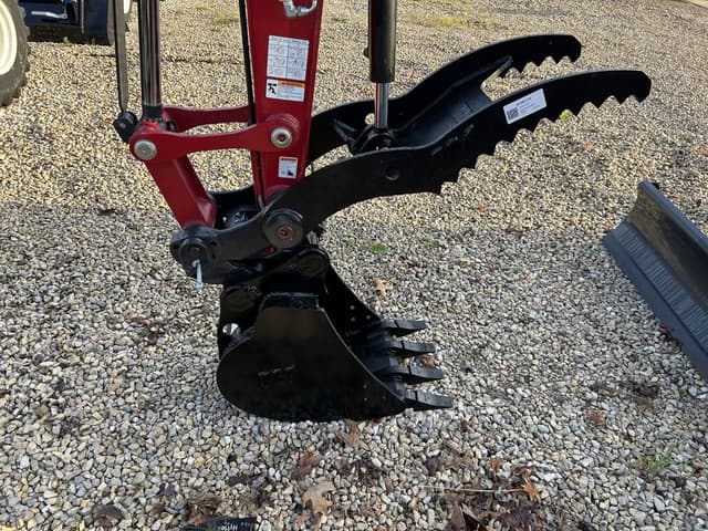 Image of Yanmar VIO55-6A equipment image 4