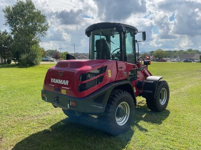 Image of Yanmar V10 equipment image 4