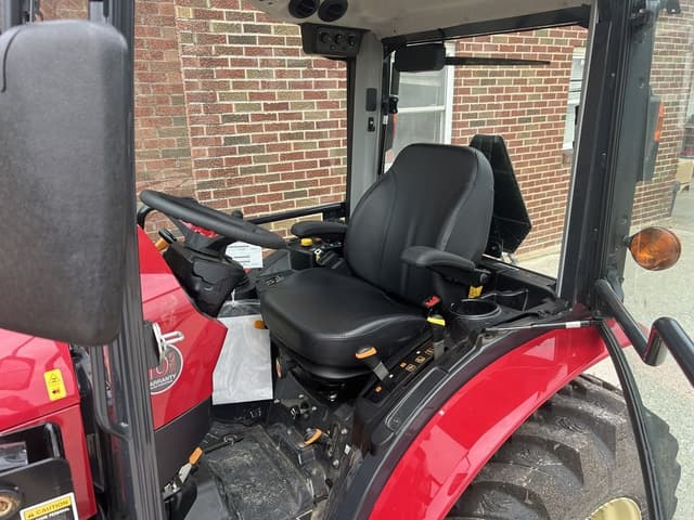 Image of Yanmar YT235C equipment image 4
