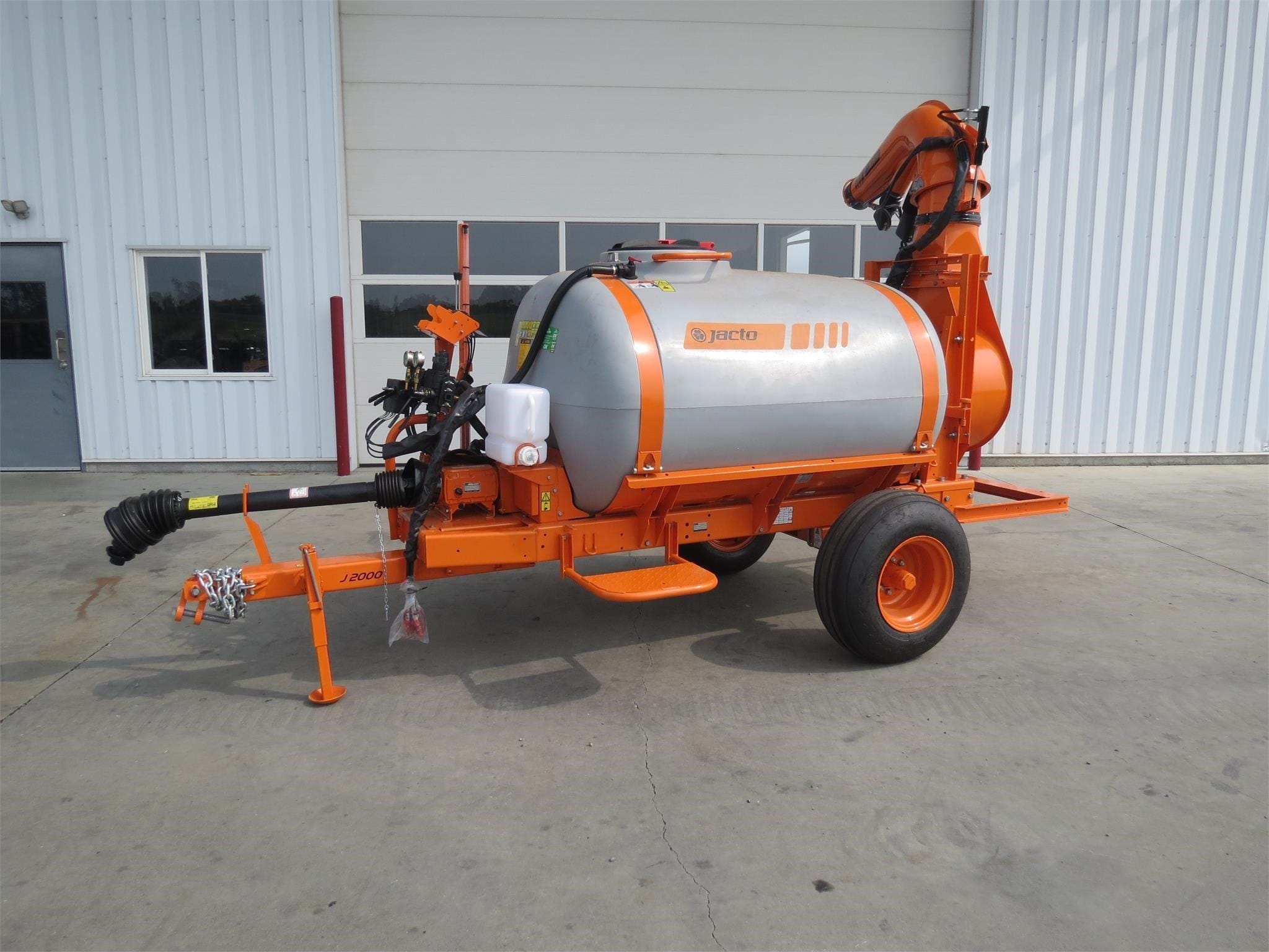 2027 Jacto J2000 Equipment Image0