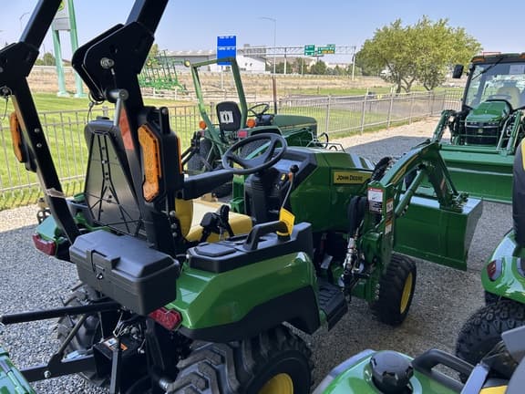 Image of John Deere 1M 25 equipment image 3