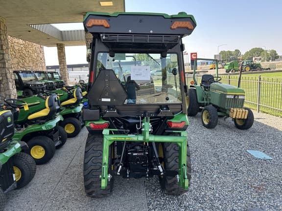 Image of John Deere 1R 25 equipment image 2