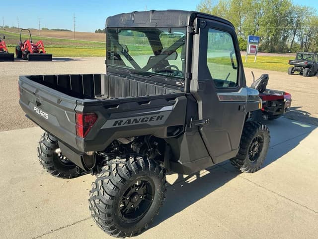 Image of Polaris Ranger XP 1000 equipment image 2