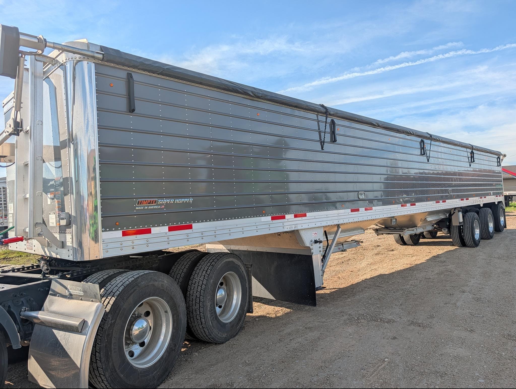 2027 Timpte Super Hopper Equipment Image0