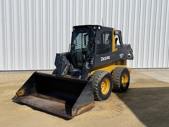 Main image John Deere 320G