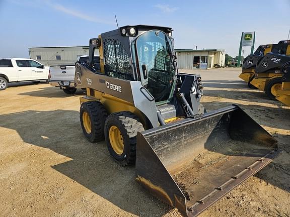 Image of John Deere 320G Primary image