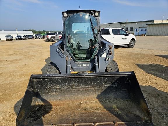 Image of John Deere 320G equipment image 1