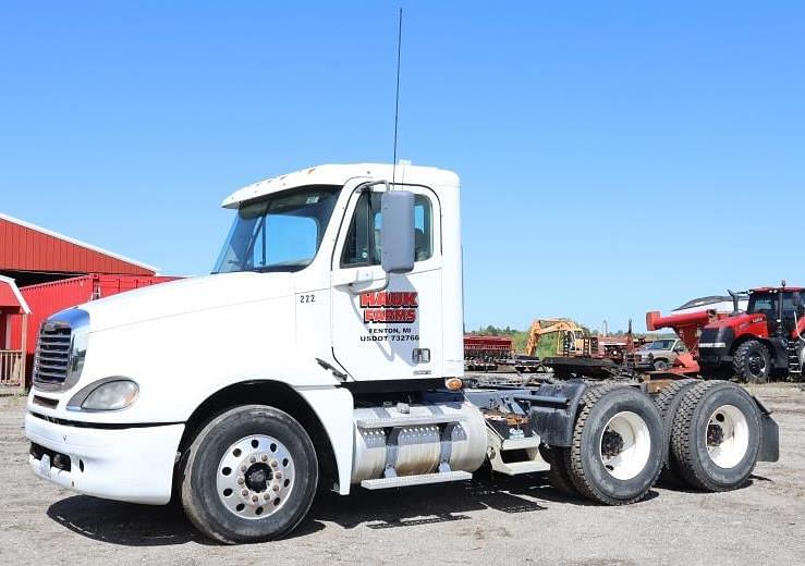 Image of Freightliner Undetermined Primary image