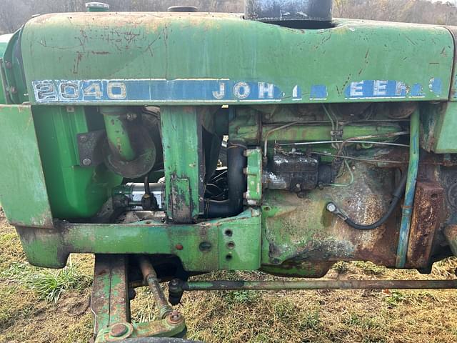 Image of John Deere 2040 equipment image 4