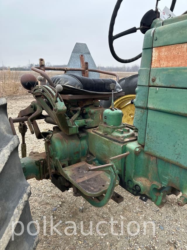 Image of John Deere 420 equipment image 4