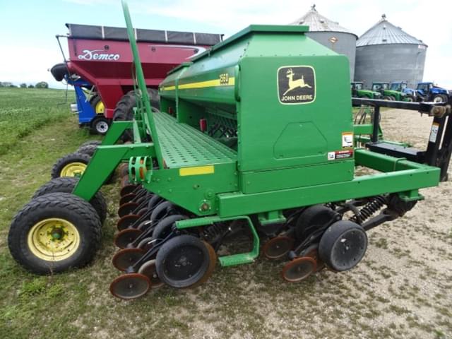 Image of John Deere 1560 equipment image 4