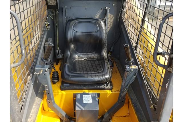 Image of Mustang 2054 equipment image 4