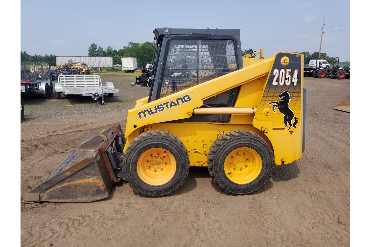 Main image Mustang 2054