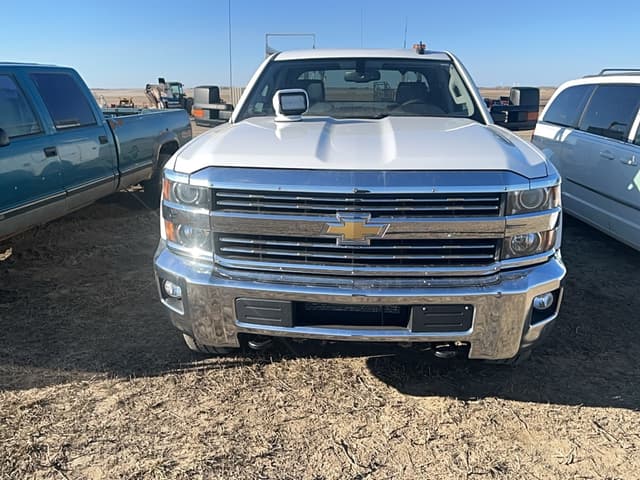 Image of Chevrolet 2500HD equipment image 1