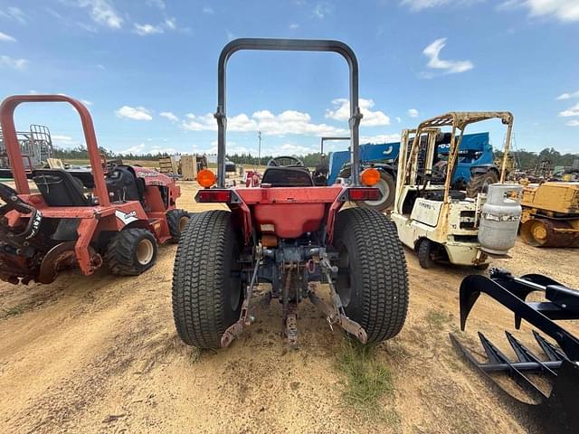 Image of Massey Ferguson 1250 equipment image 4