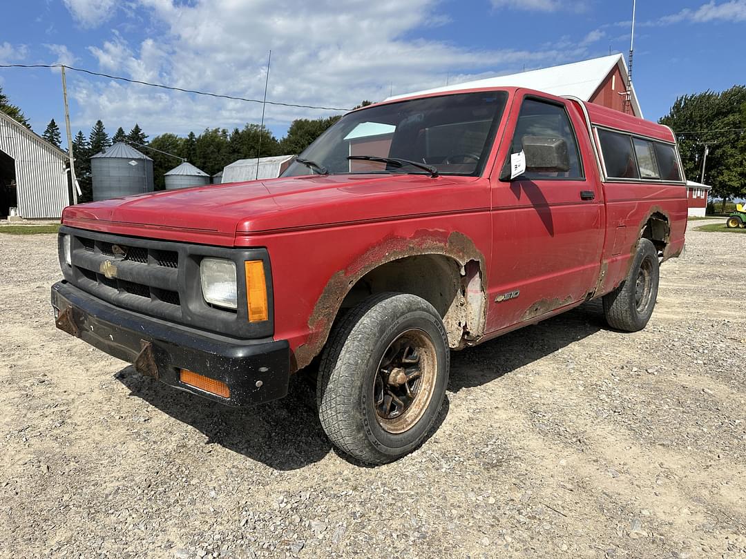 Image of Chevrolet S-10 Primary image