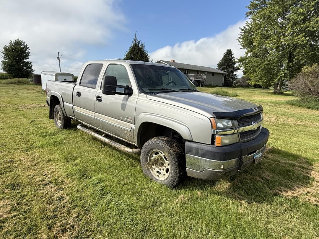 Image of Chevrolet 2500HD Primary image