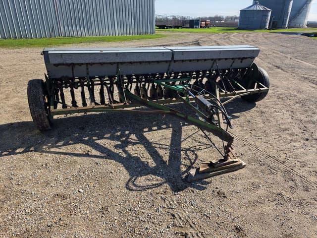 Image of John Deere Van Brunt equipment image 2