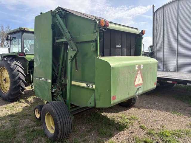 Image of John Deere 535 equipment image 3