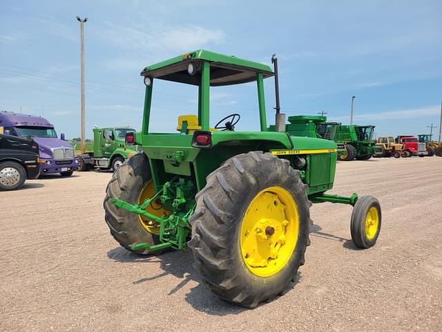 Image of John Deere 4230 equipment image 2