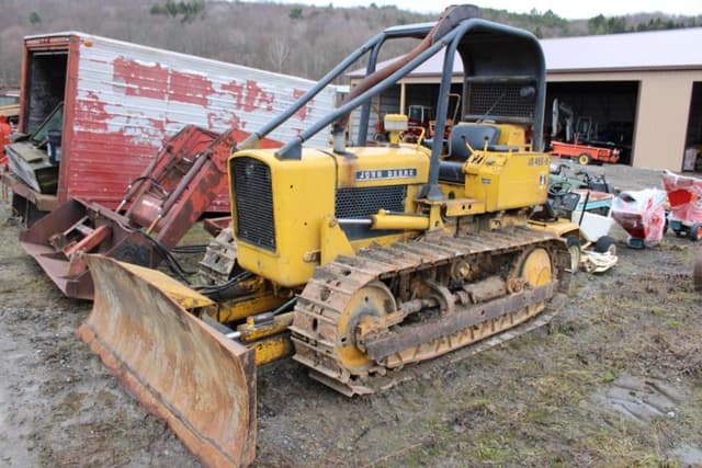 Image of John Deere 450 equipment image 2