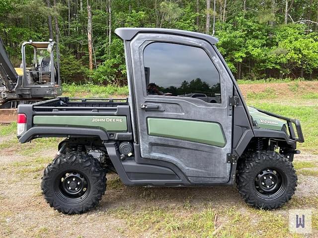 Image of John Deere XUV 835M equipment image 4