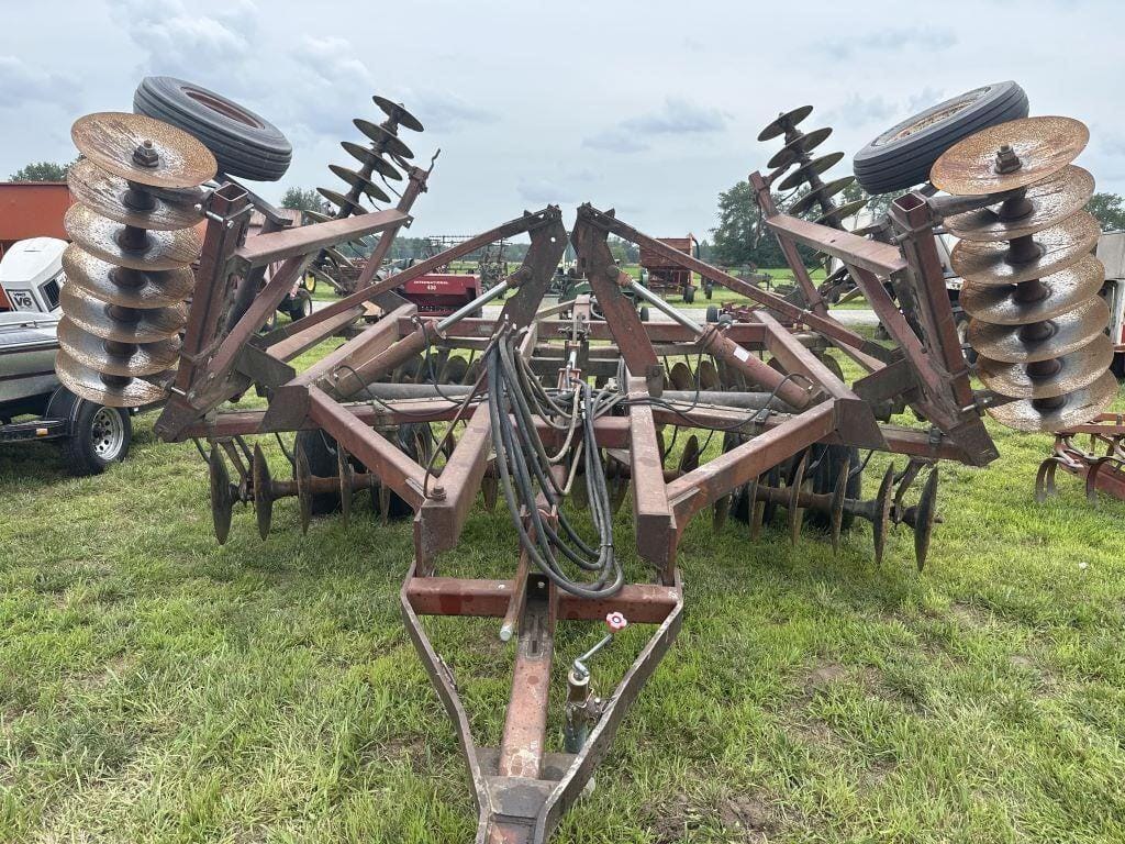 Main image International Harvester 490