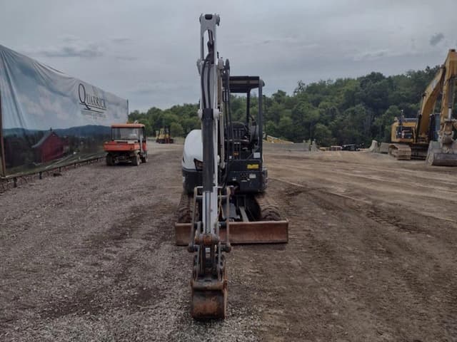 Image of Bobcat E32 equipment image 1