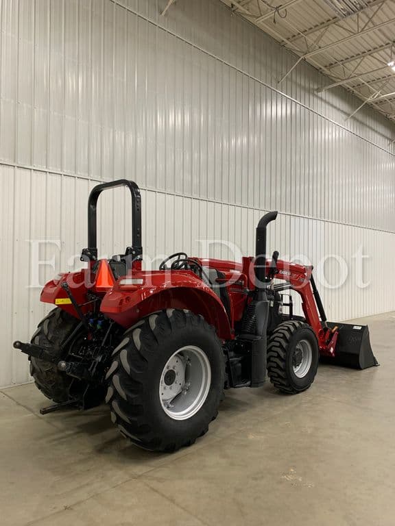 Image of Case IH Farmall 120C equipment image 4