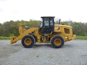 Main image Caterpillar 930M
