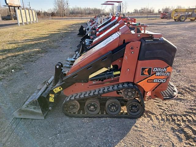 Image of Ditch Witch SK600 equipment image 1