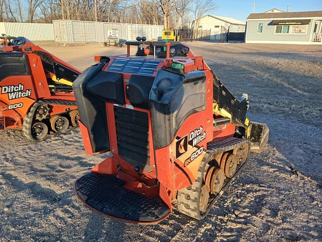 Image of Ditch Witch SK600 equipment image 4