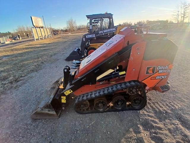 Image of Ditch Witch SK600 equipment image 1