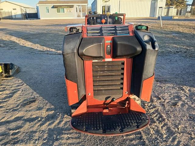 Image of Ditch Witch SK600 equipment image 3